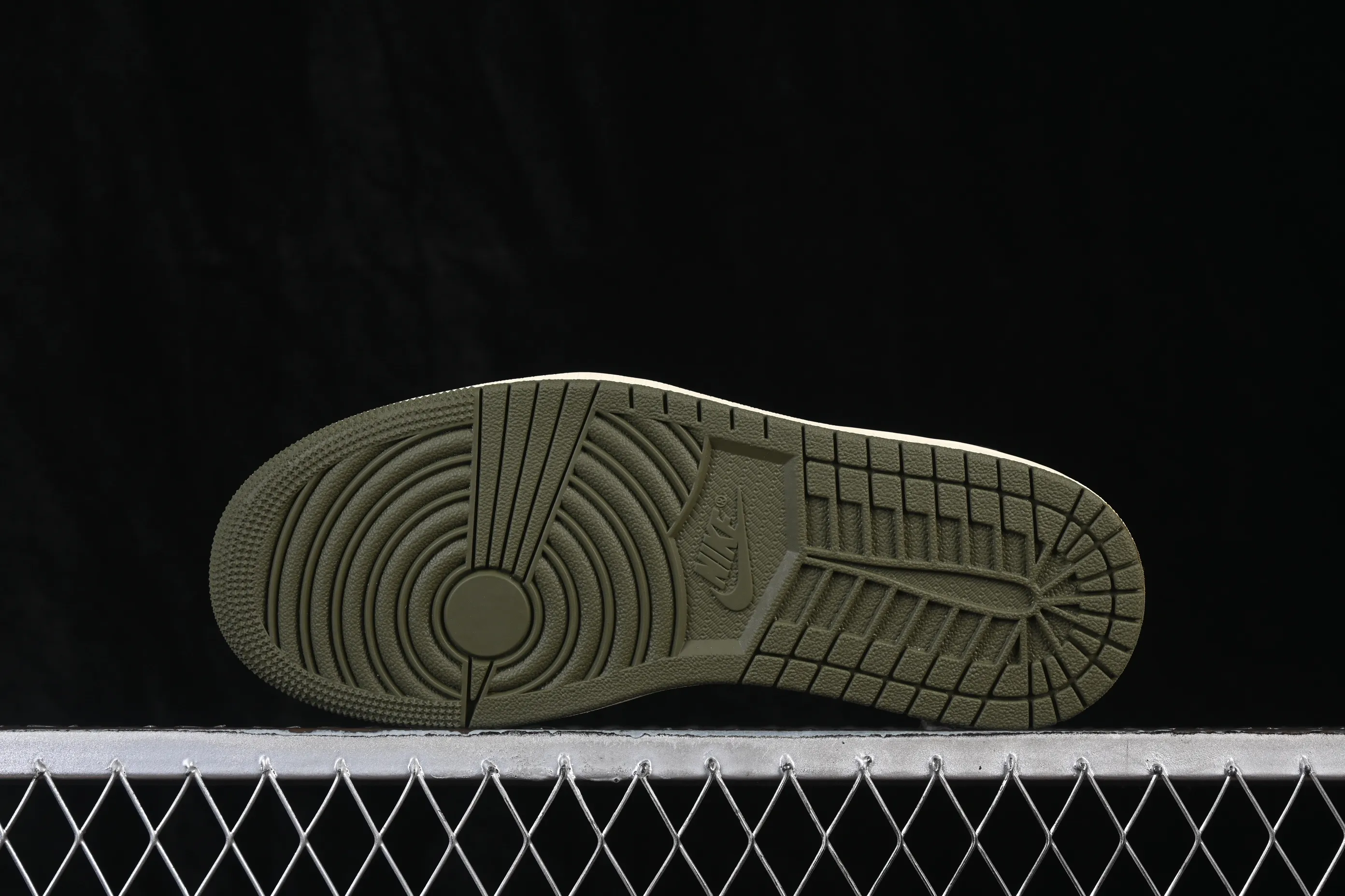 All categories Air Jordan Jordan series basketball shoes Air Jordan 1 Low ZG version Travis Scott x Air Jordan 1 Low OG AJ1 Joe 1 undercut low top full head layer DM7866-200